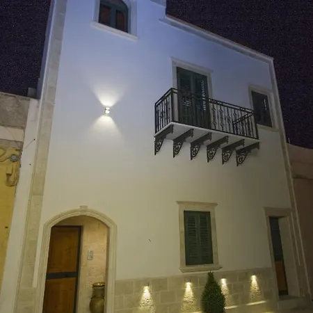 Vicolo Del Porto Bed and Breakfast 3*