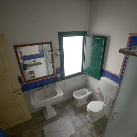 Vicolo Del Porto Bed and Breakfast Λαμπεντούζα