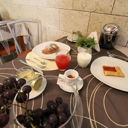 Vicolo Del Porto Bed and Breakfast Λαμπεντούζα