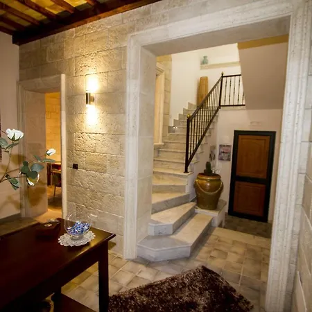 Vicolo Del Porto Bed and Breakfast