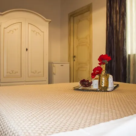 Vicolo Del Porto Bed and Breakfast 3*