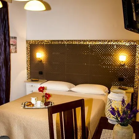 Vicolo Del Porto Bed & Breakfast 3*
